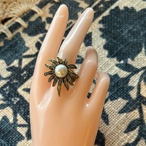 Heidi Daus Sublime Star Ring Bronze Swarovski Crystal Faux White Pearl Size 10